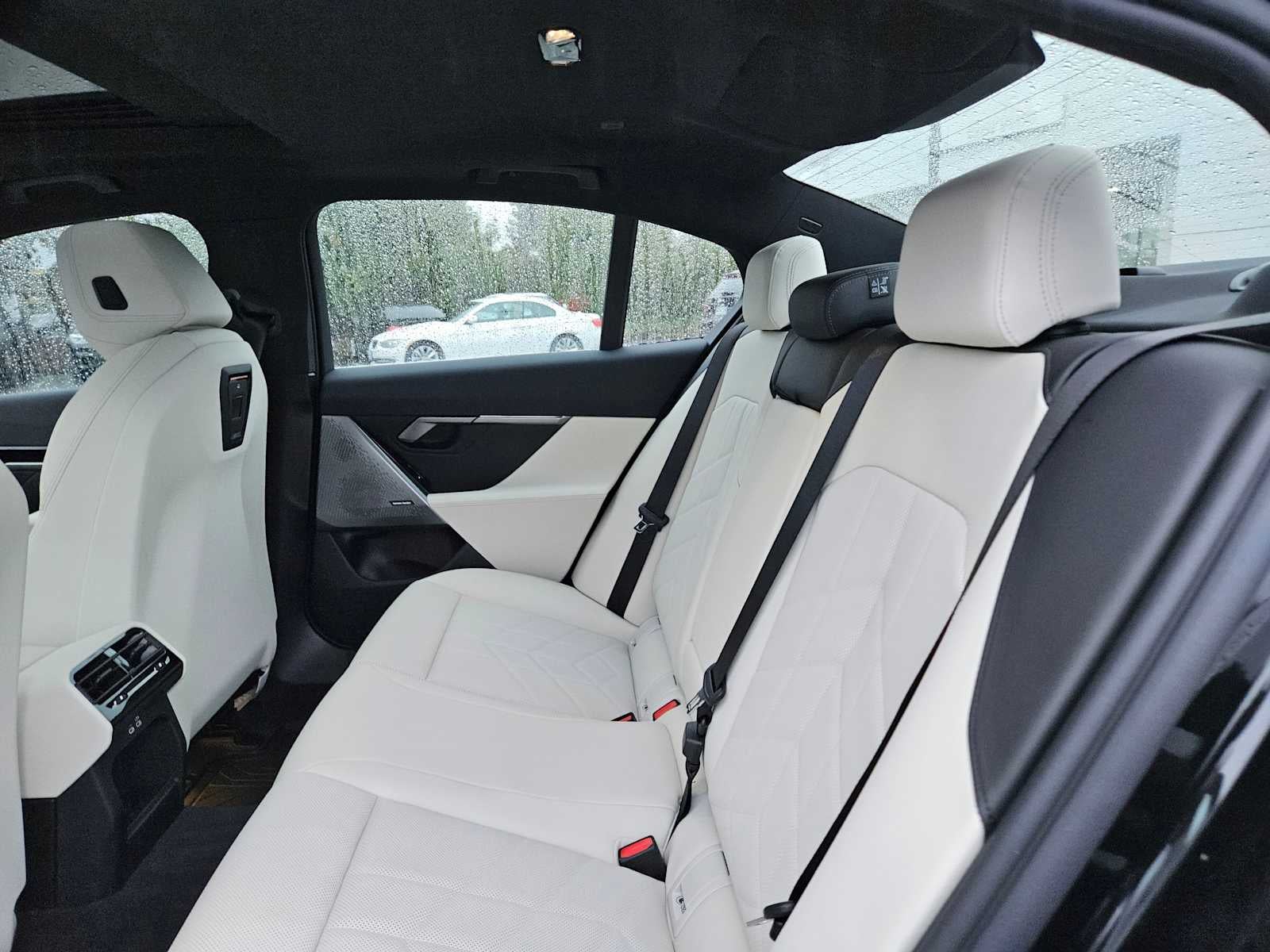 2026 BMW 5 Series 530i xDrive