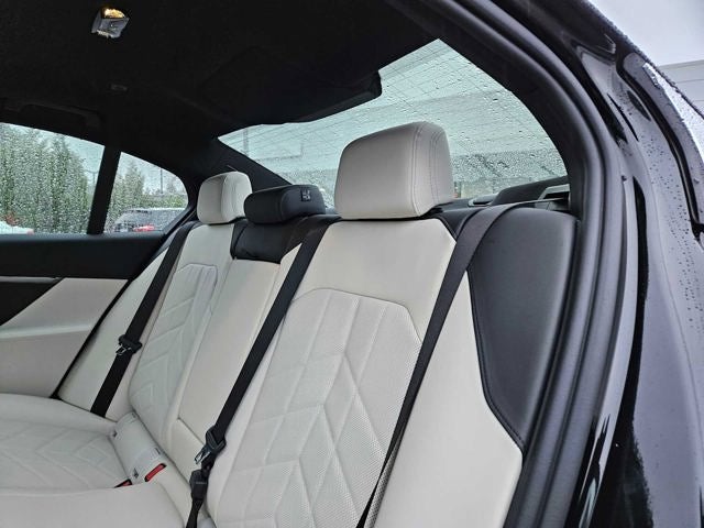 2026 BMW 5 Series 530i xDrive