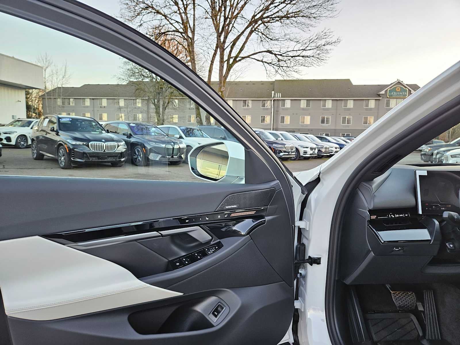 2026 BMW 5 Series 530i xDrive