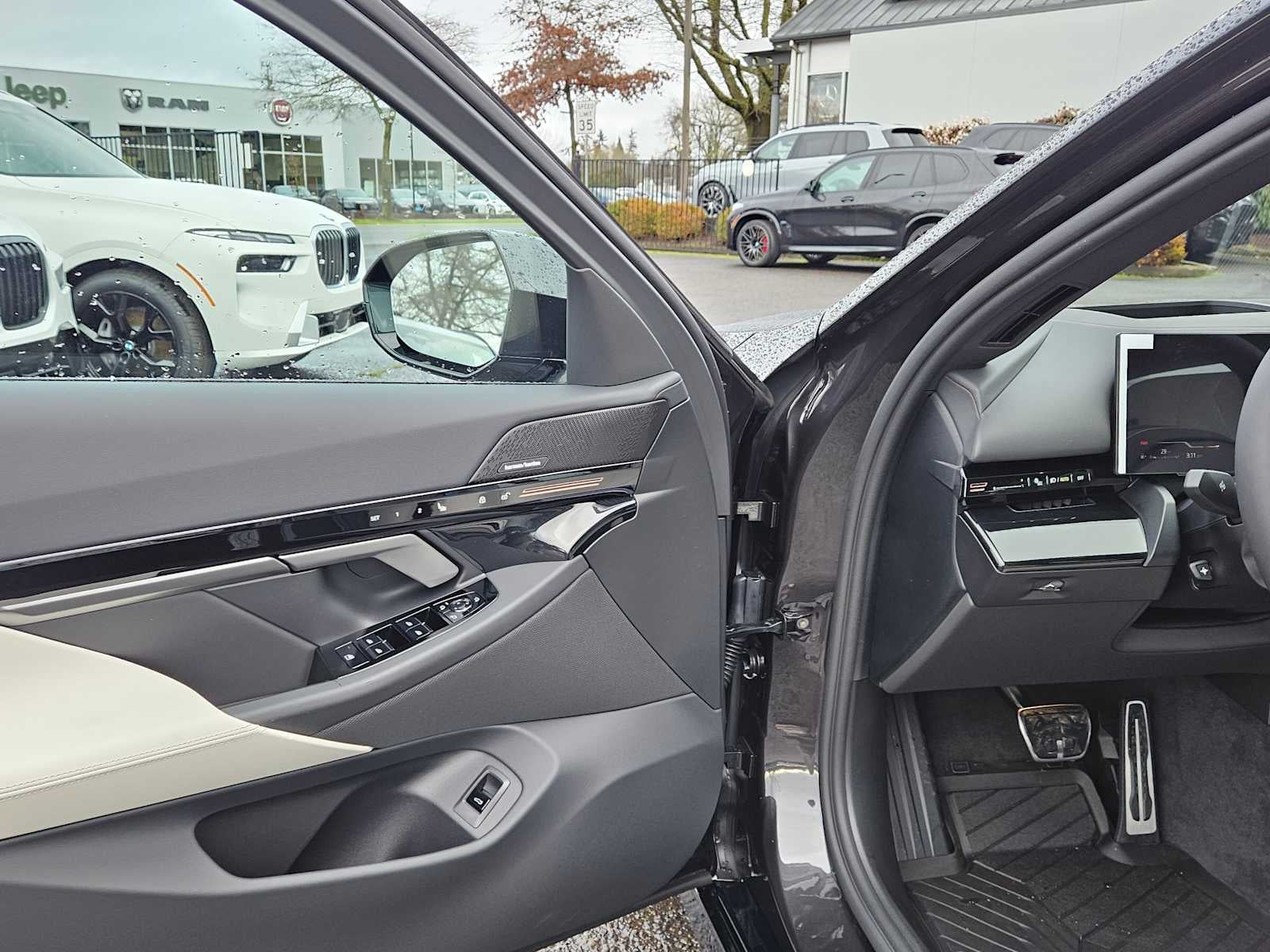 2026 BMW 5 Series 530i xDrive