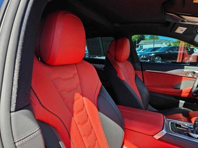 2025 BMW 8 Series 840i