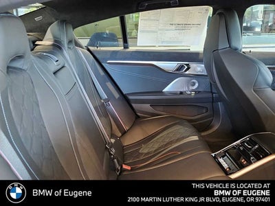 2026 BMW 8 Series M850i