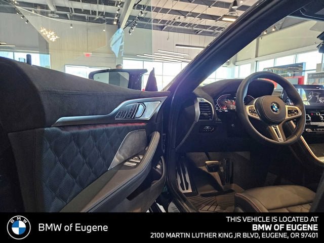 2026 BMW 8 Series M850i