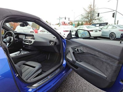 2025 BMW Z4 sDrive30i