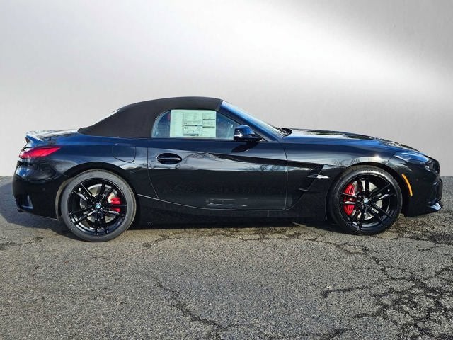 2026 BMW Z4 M40i M40i