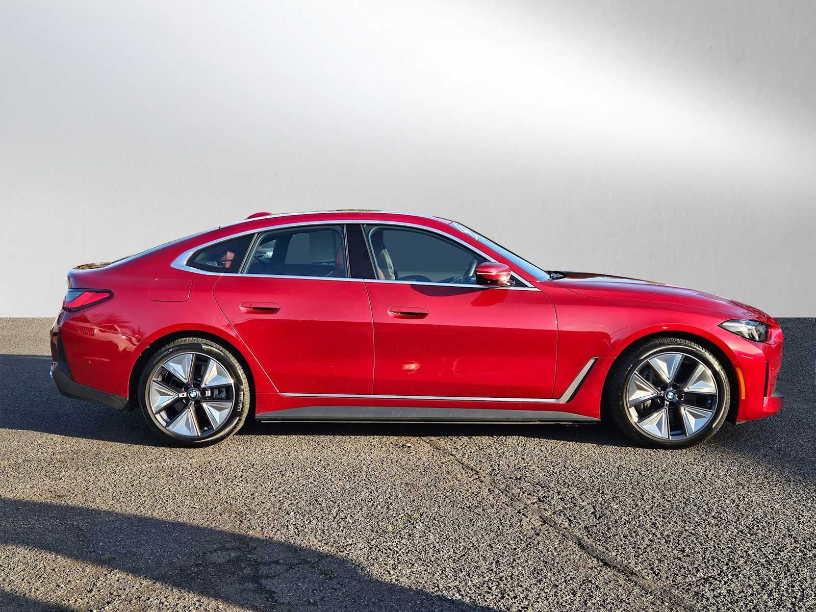 2025 BMW i4 xDrive40