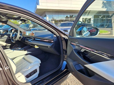 2026 BMW i5 eDrive40