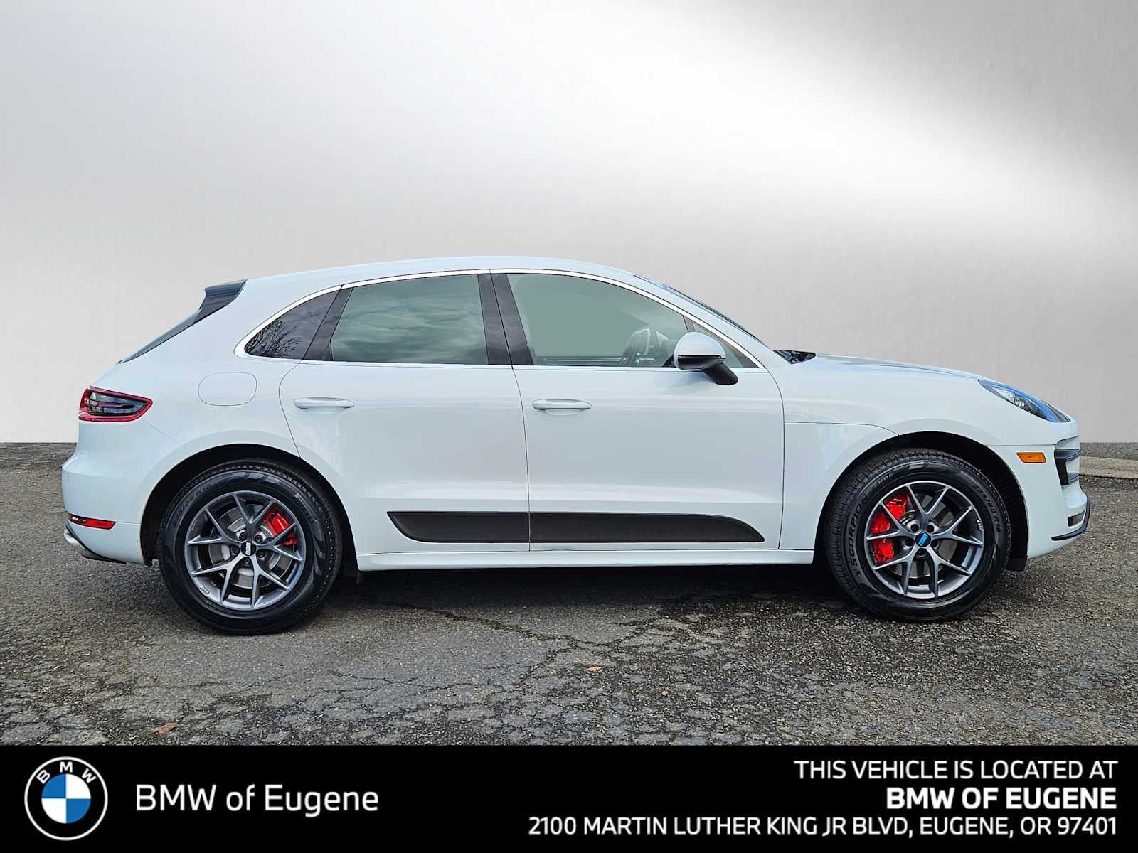 2015 Porsche Macan Turbo