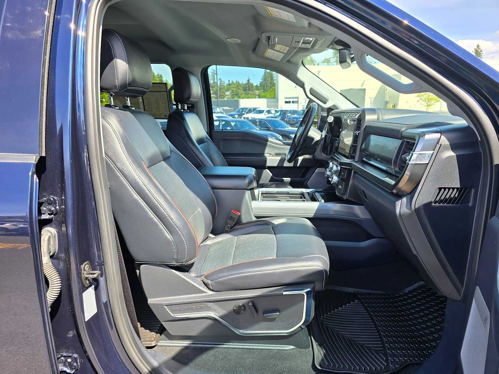 2024 Ford Super Duty F-250 Pickup LARIAT