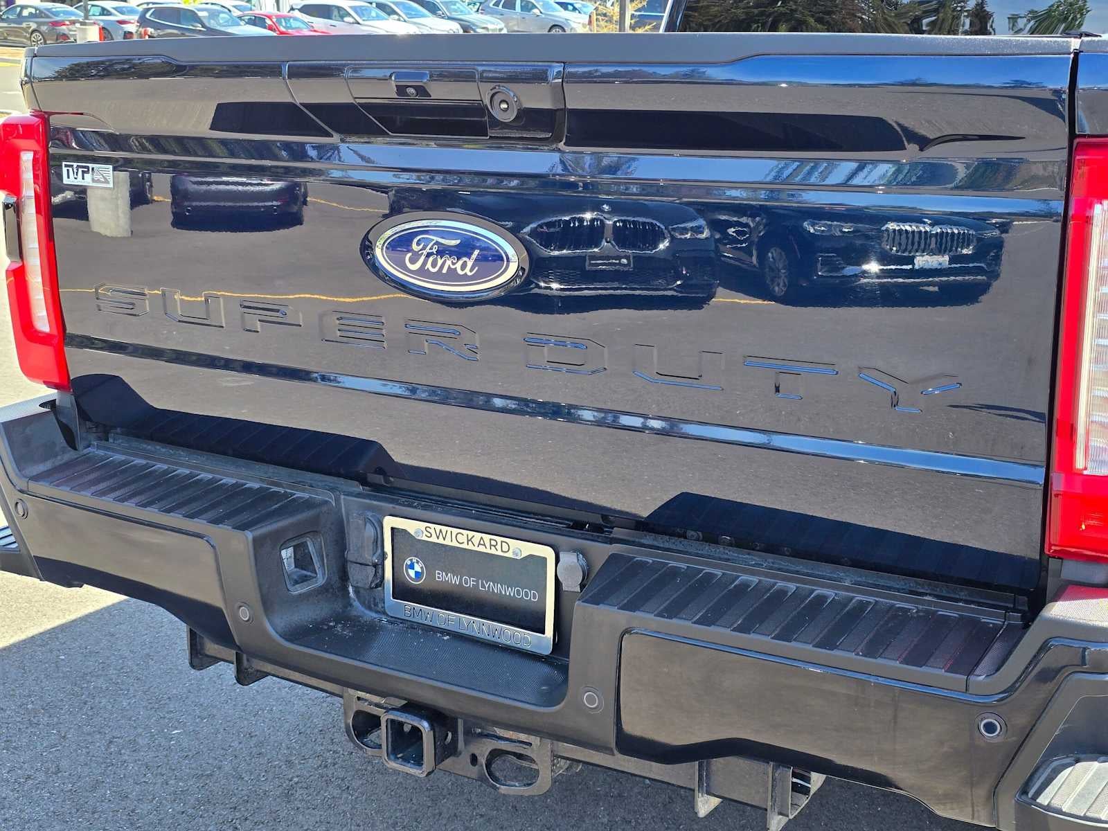 2024 Ford Super Duty F-250 Pickup LARIAT