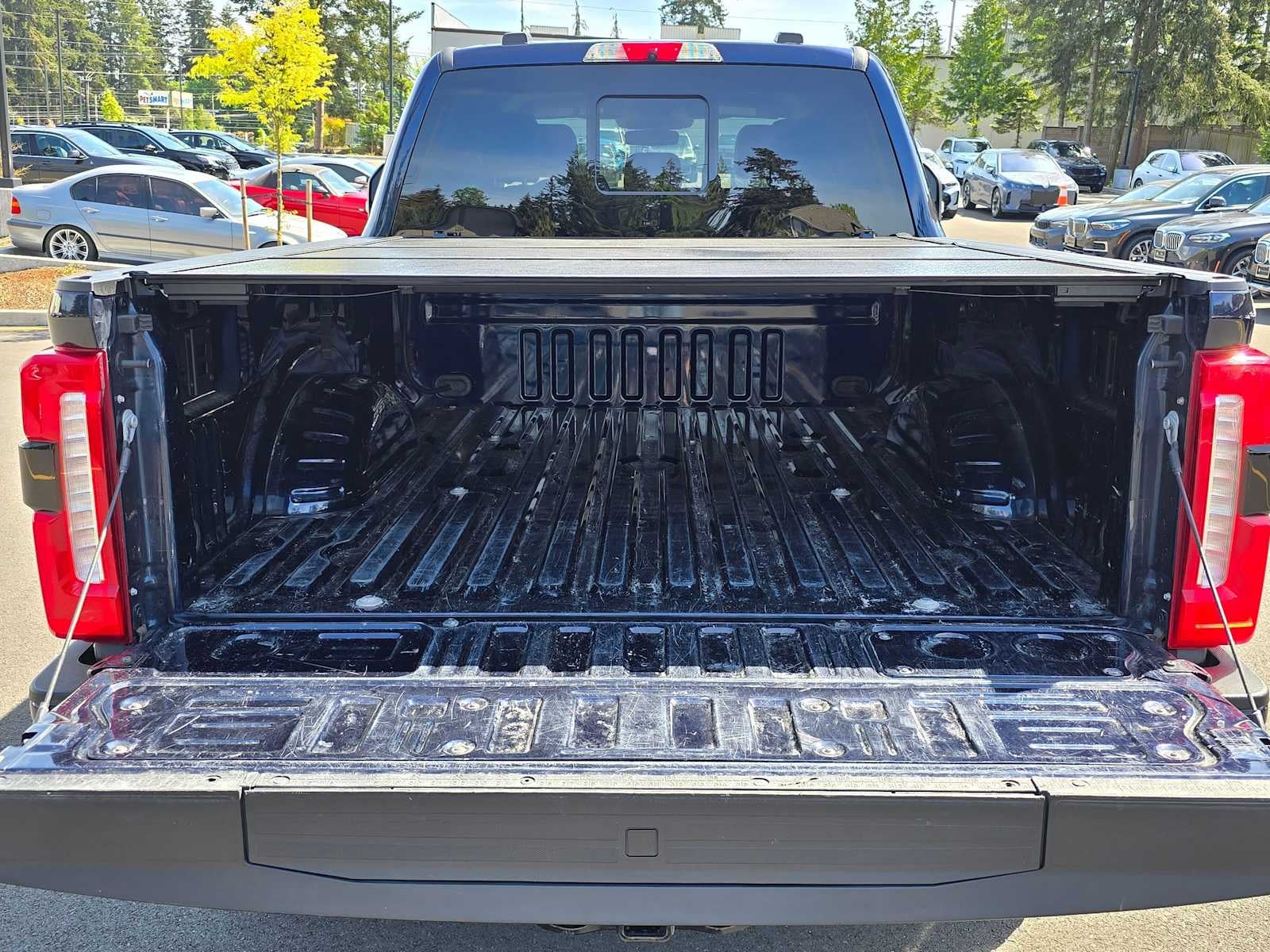 2024 Ford Super Duty F-250 Pickup LARIAT