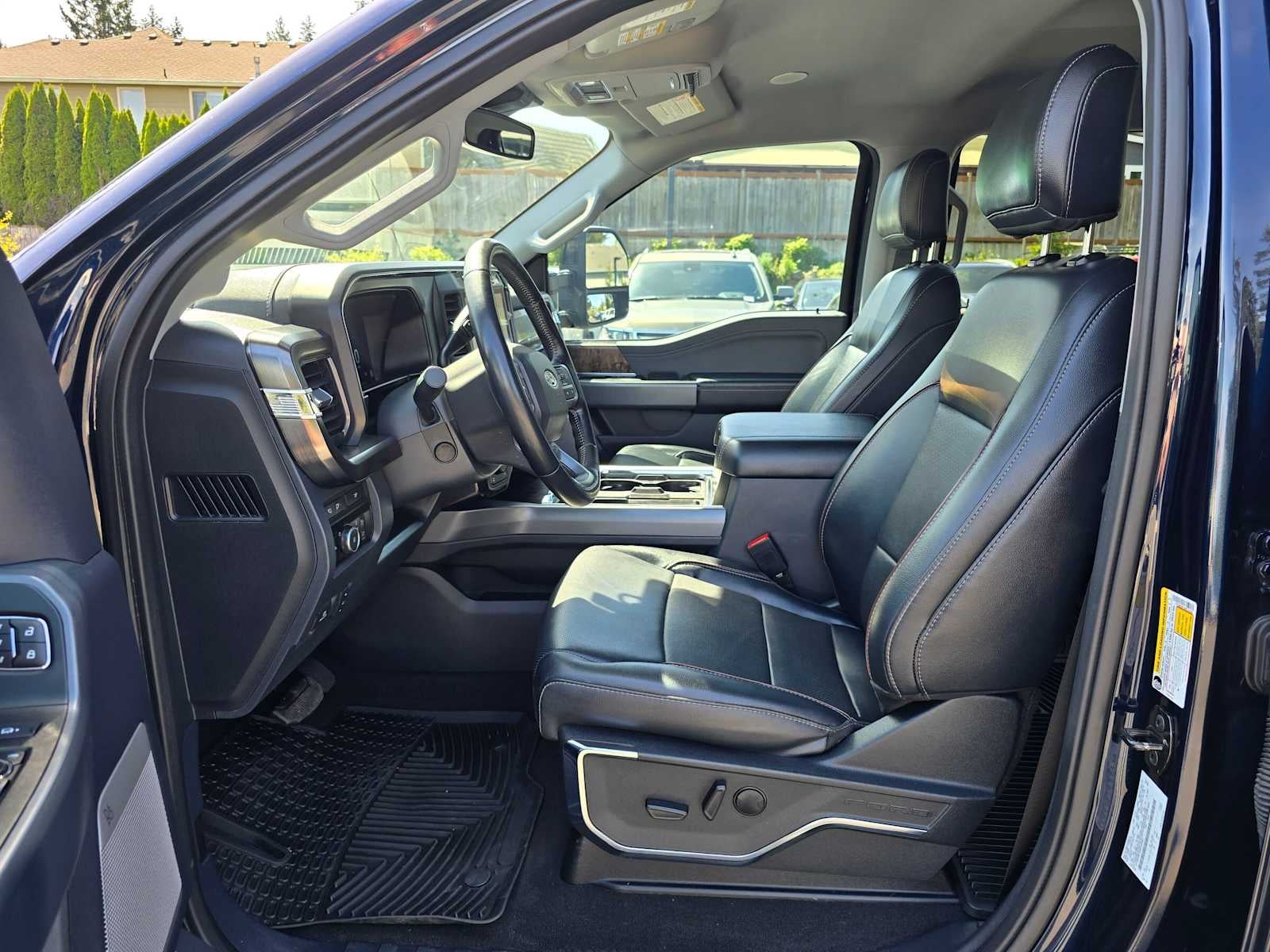 2024 Ford Super Duty F-250 Pickup LARIAT