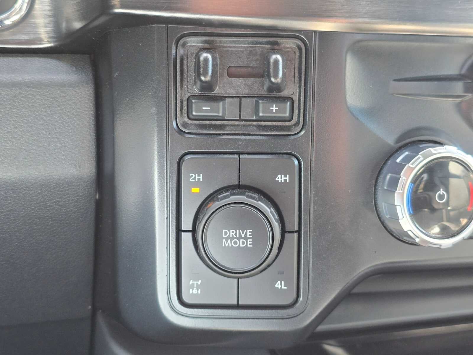 2024 Ford Super Duty F-250 Pickup LARIAT