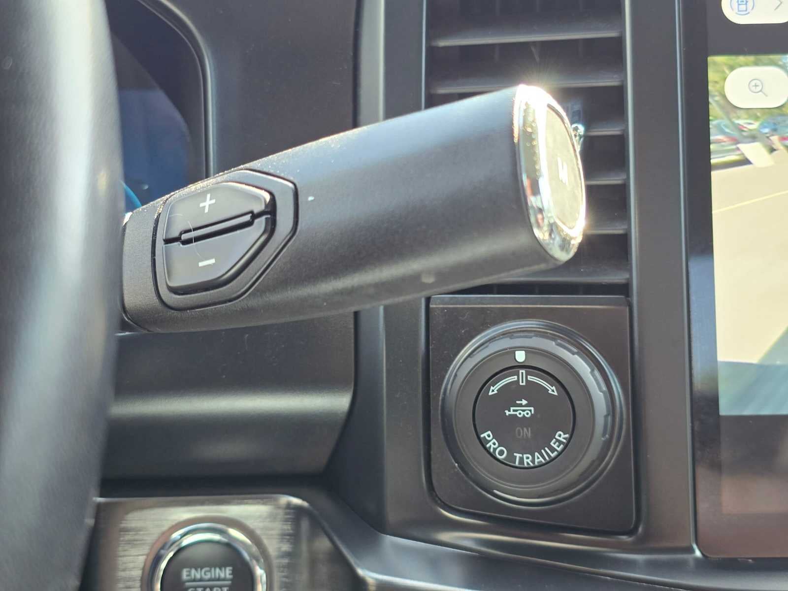 2024 Ford Super Duty F-250 Pickup LARIAT