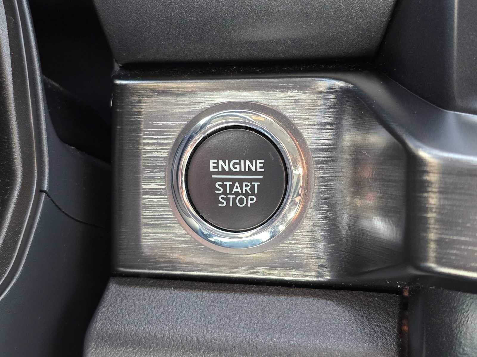 2024 Ford Super Duty F-250 Pickup LARIAT