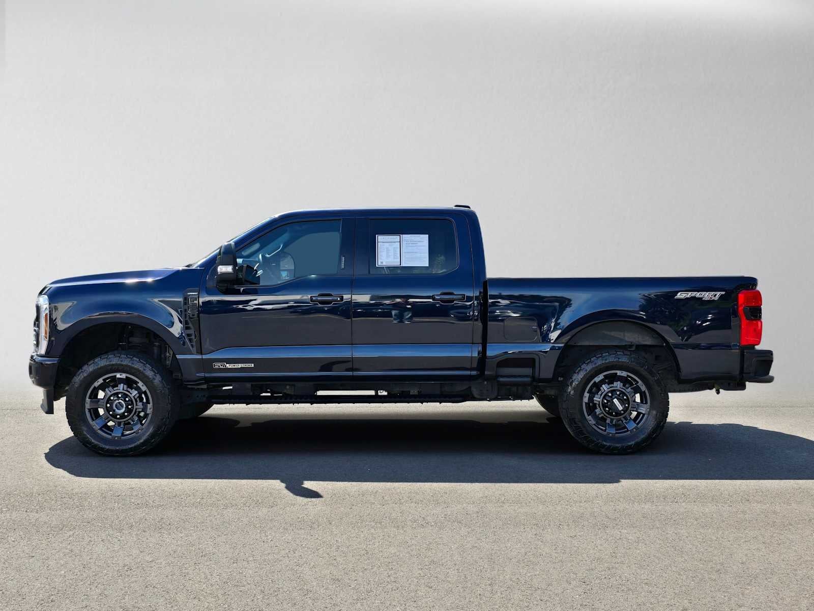 2024 Ford Super Duty F-250 Pickup LARIAT