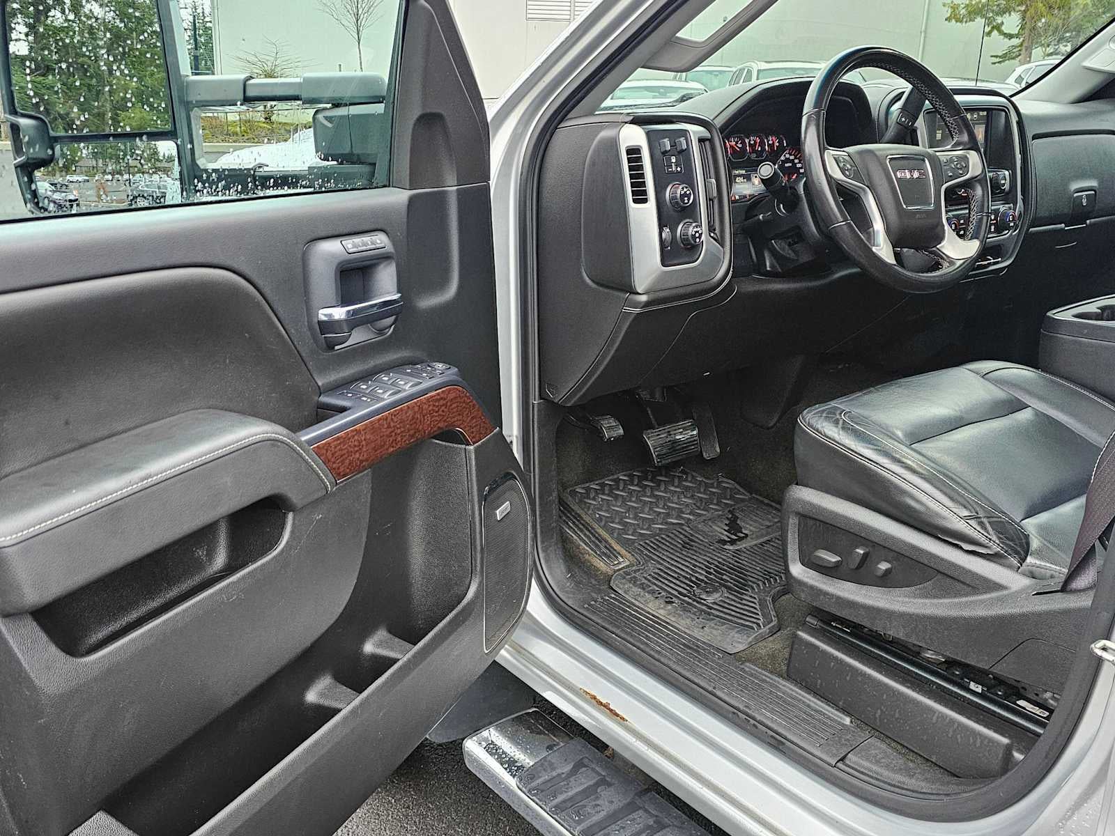 2015 GMC Sierra 3500HD SLT