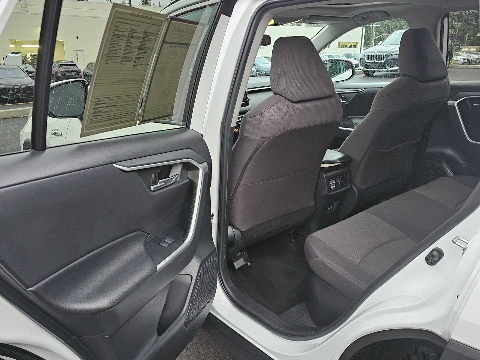 2019 Toyota RAV4 Hybrid XLE