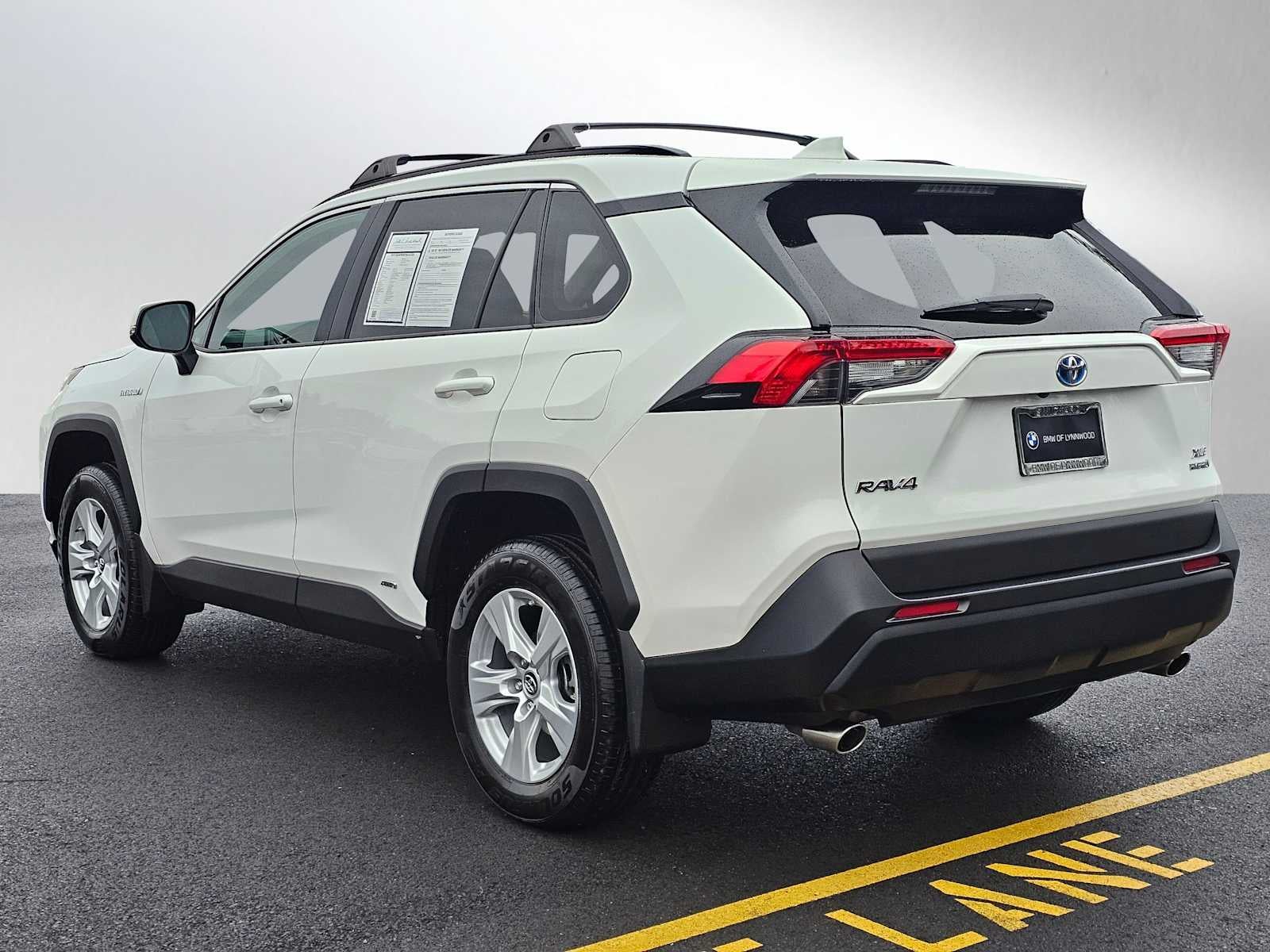 2019 Toyota RAV4 Hybrid XLE