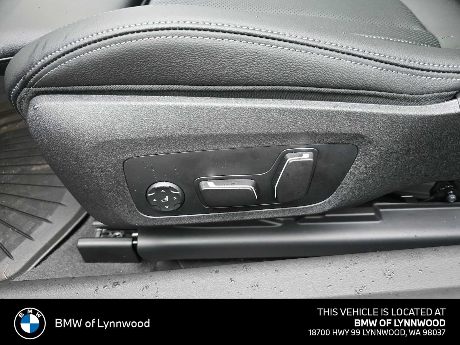 2026 BMW 230i xDrive 230i xDrive