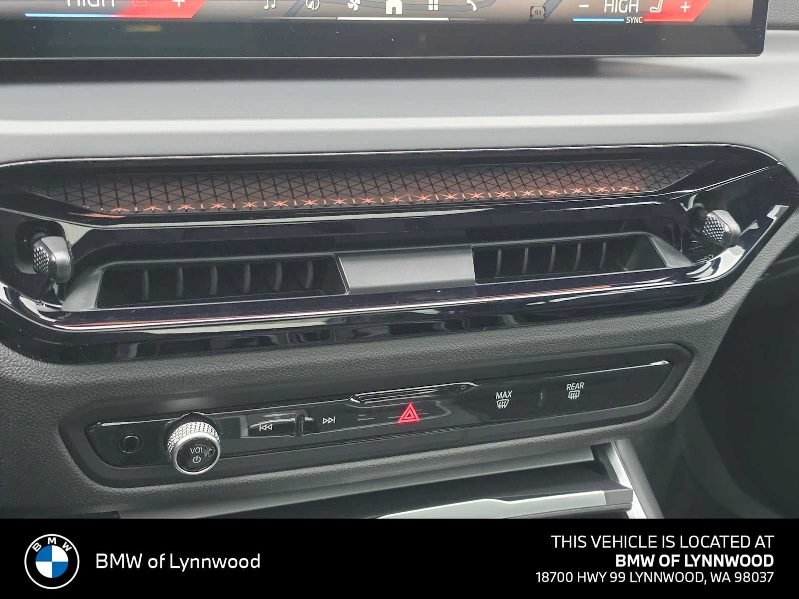 2026 BMW 230i xDrive 230i xDrive
