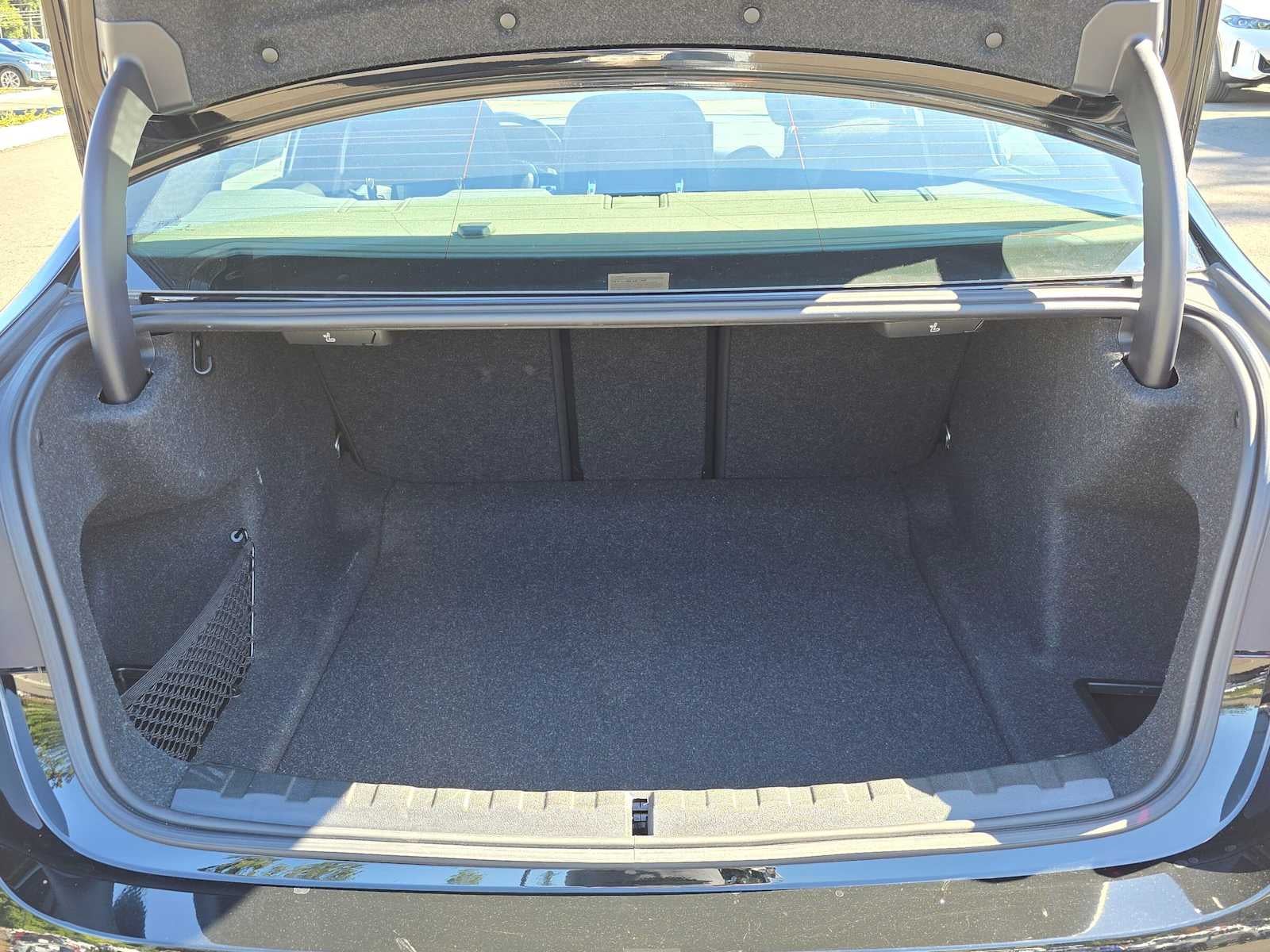 2023 BMW 330i 330i
