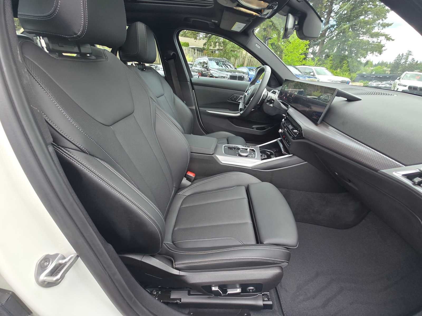 2025 BMW 330i xDrive 330i xDrive