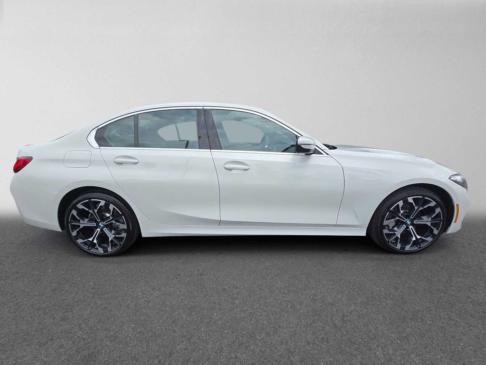 2025 BMW 330i xDrive 330i xDrive