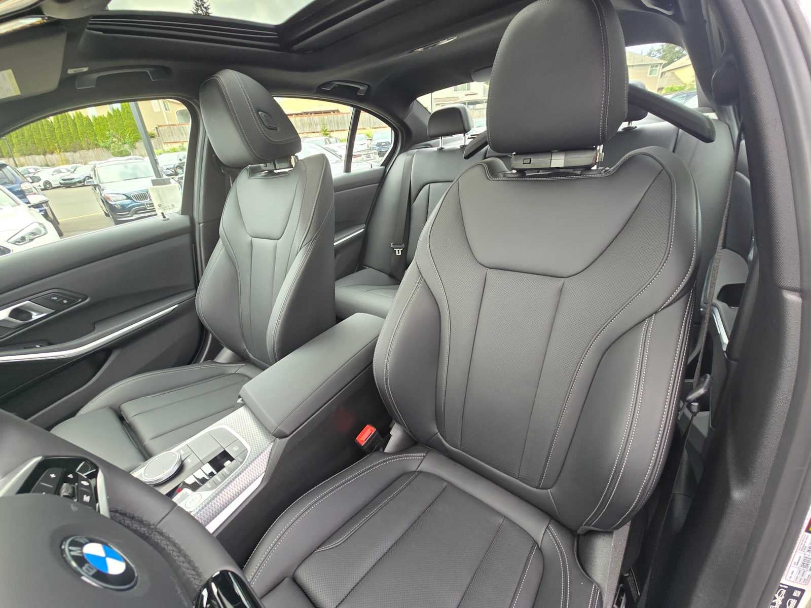 2025 BMW 330i xDrive 330i xDrive