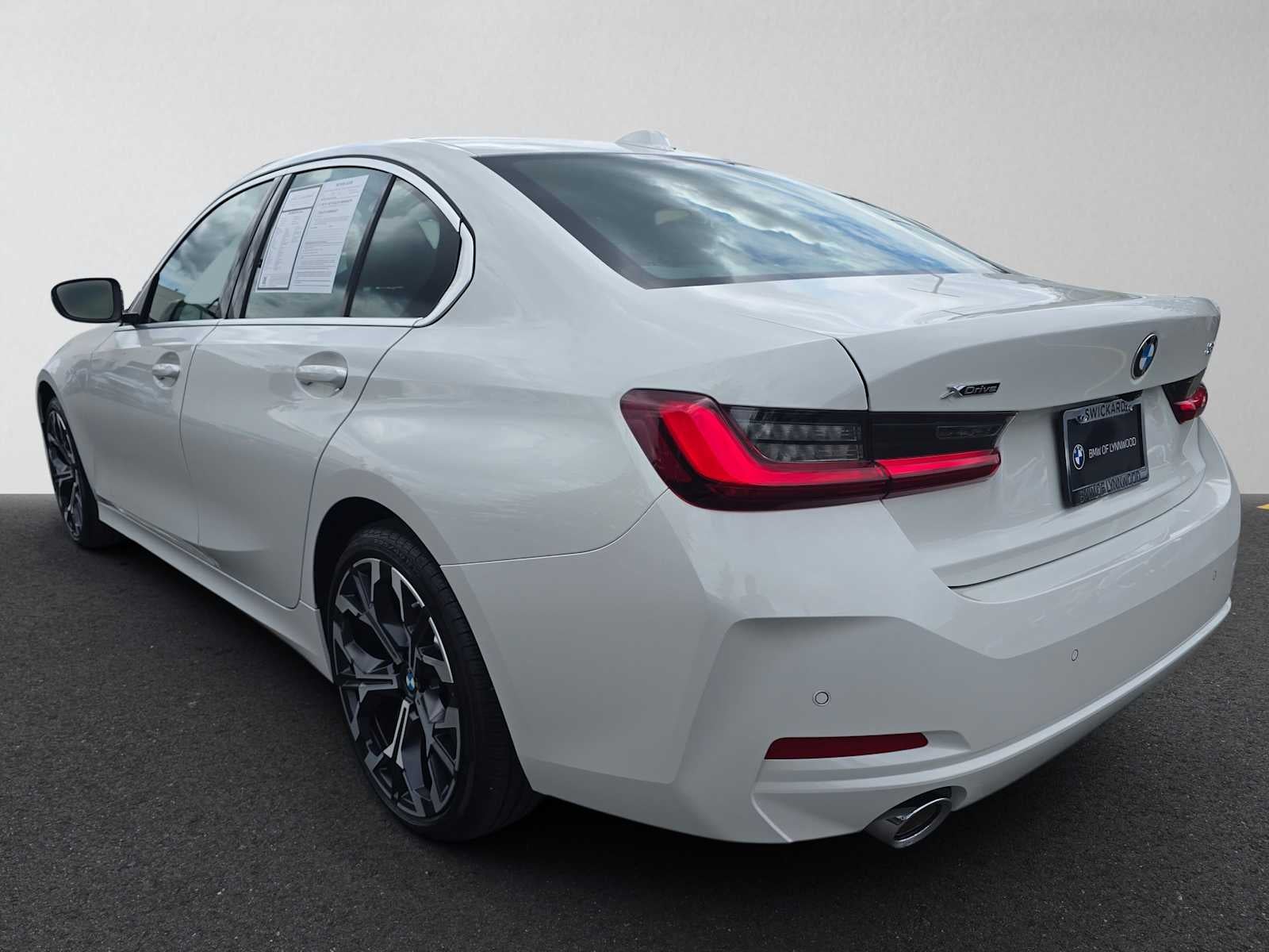2025 BMW 330i xDrive 330i xDrive