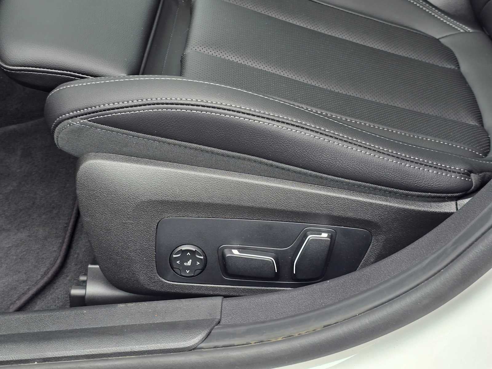 2026 BMW 330i NA xDrive 330i NA xDrive