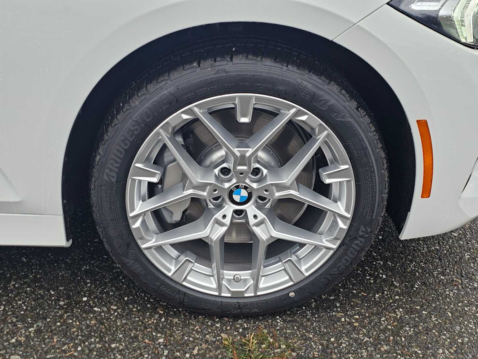 2025 BMW 3 Series 330i xDrive