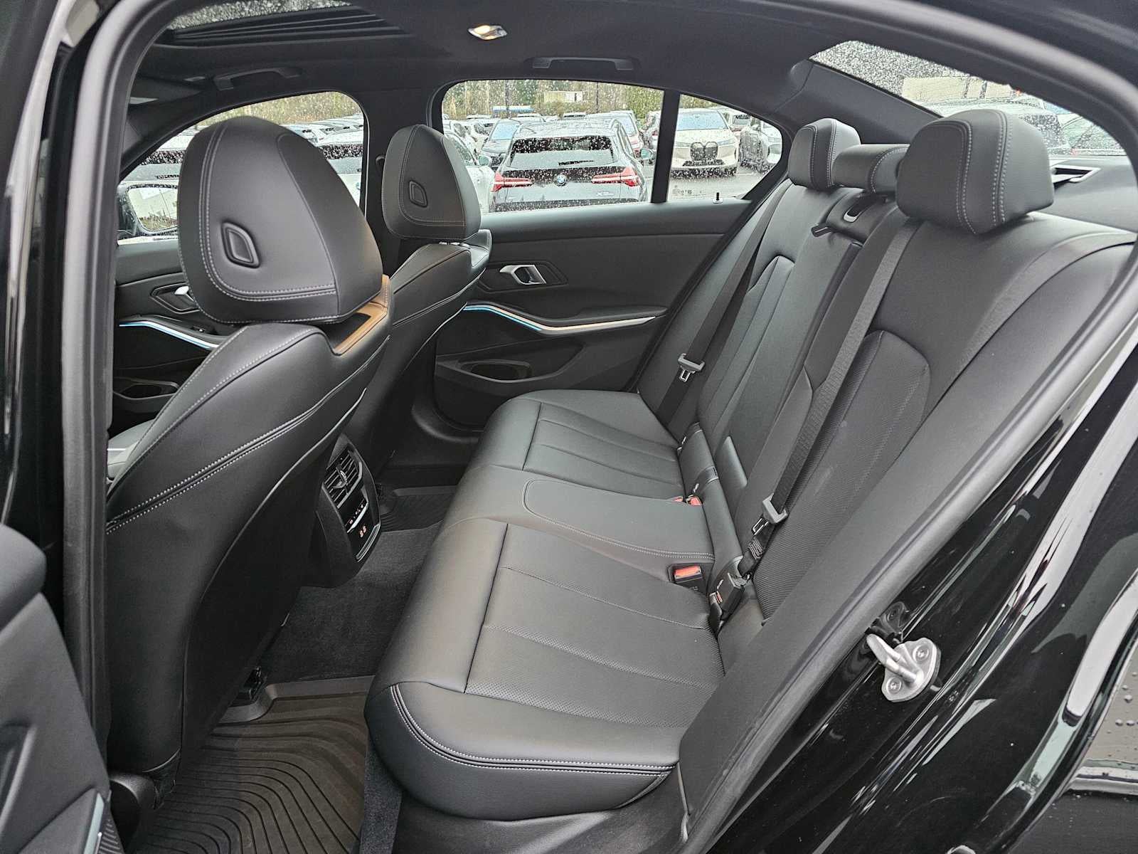 2025 BMW 3 Series 330i xDrive