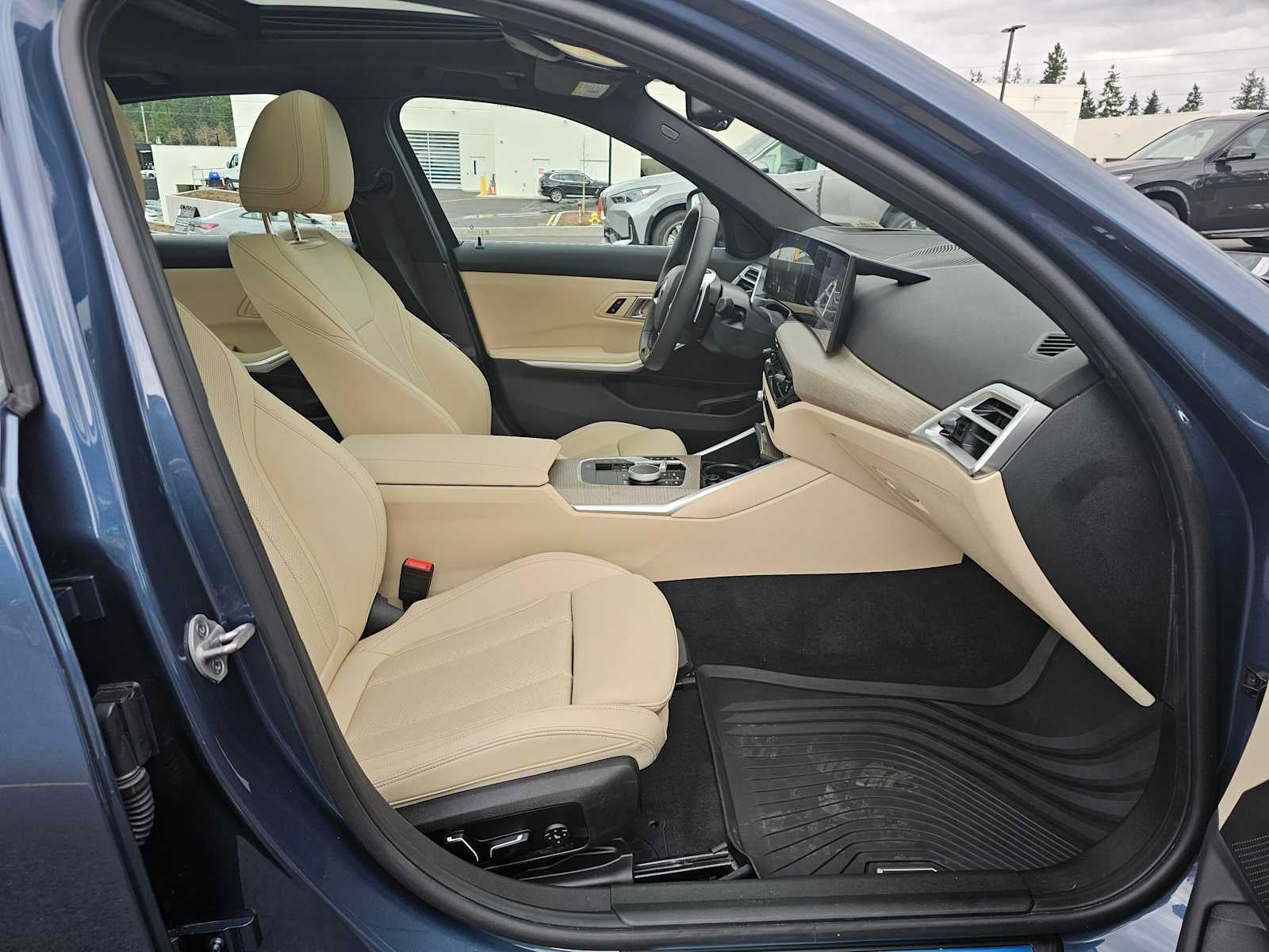 2025 BMW 330i xDrive 330i xDrive