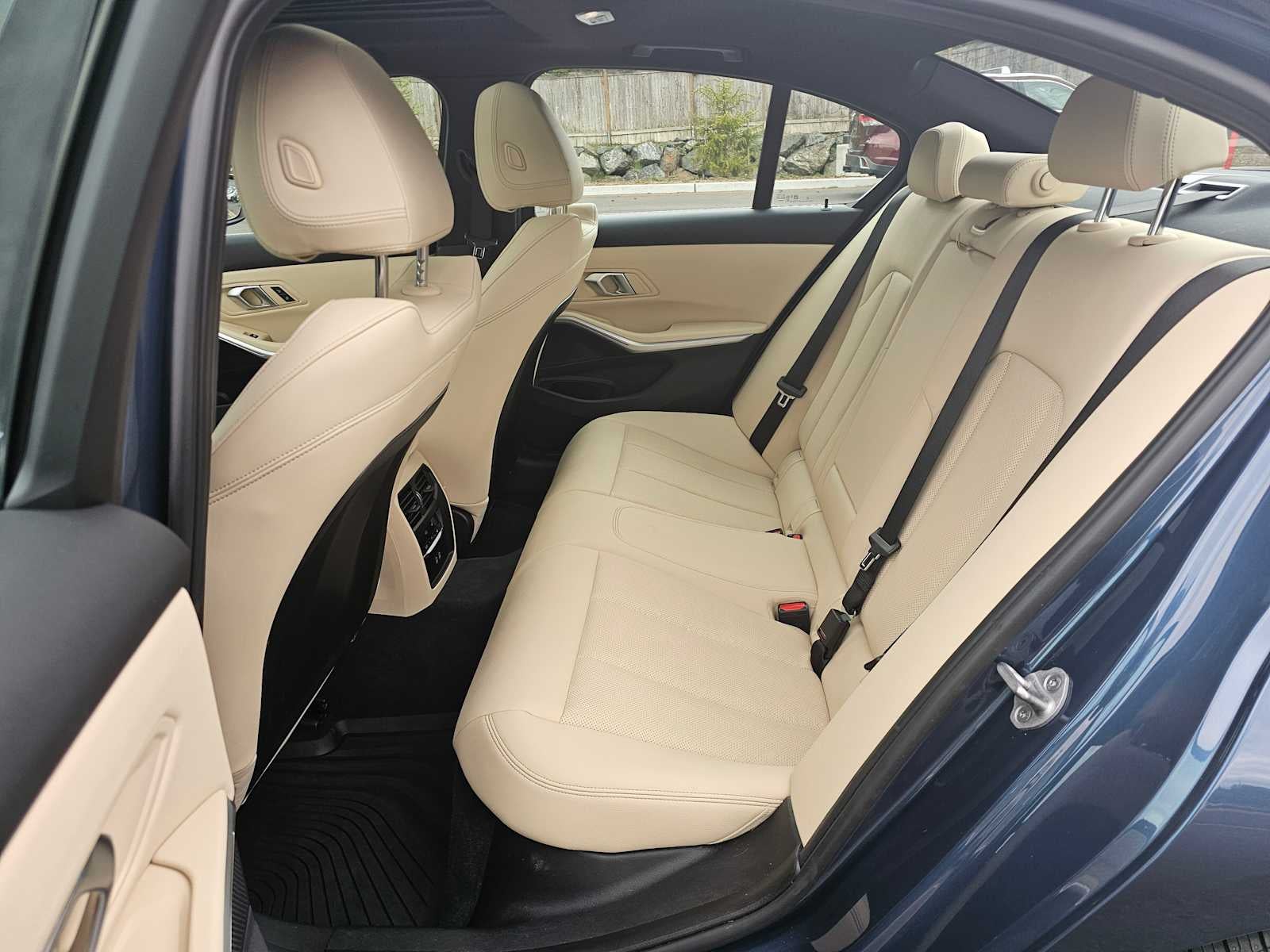 2025 BMW 330i xDrive 330i xDrive