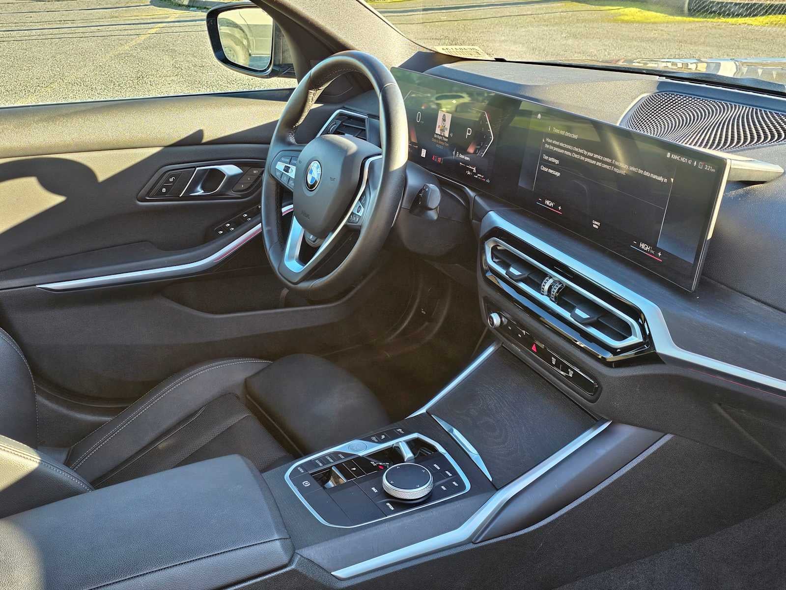 2024 BMW 330i xDrive 330i xDrive