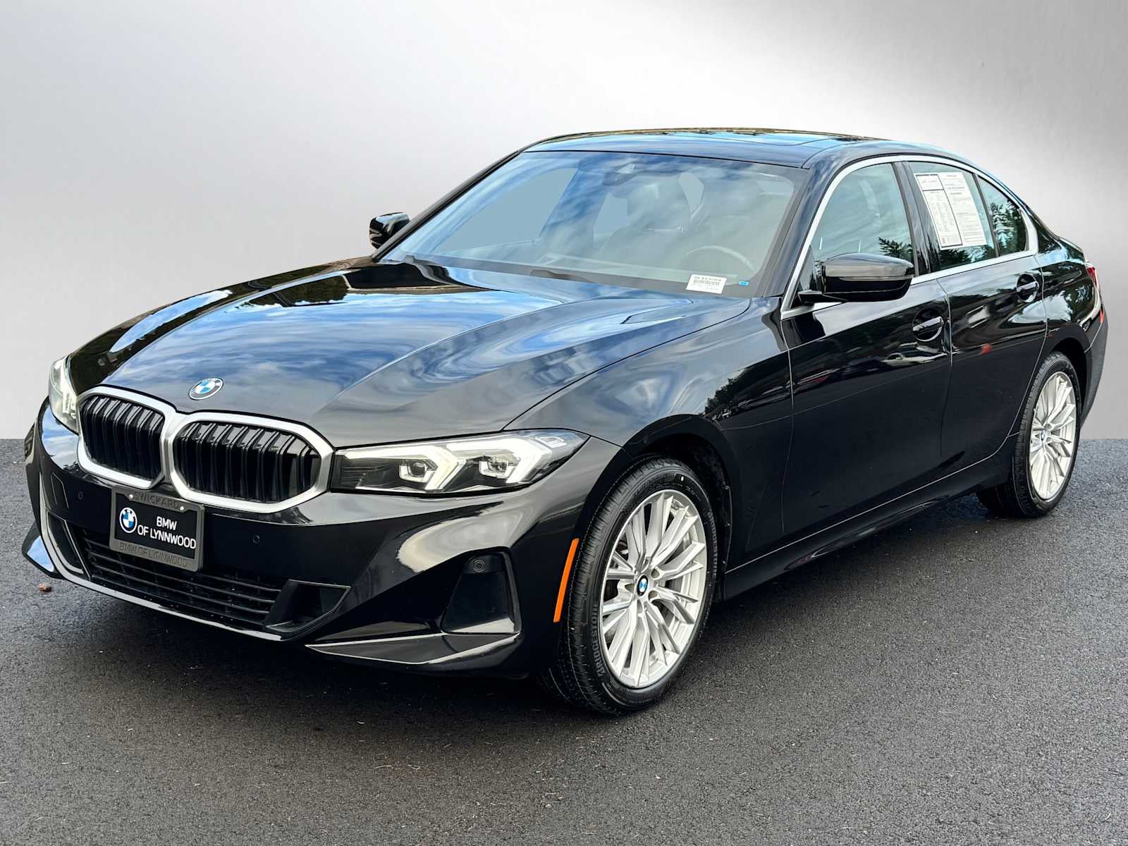 2024 BMW 330i xDrive 330i xDrive
