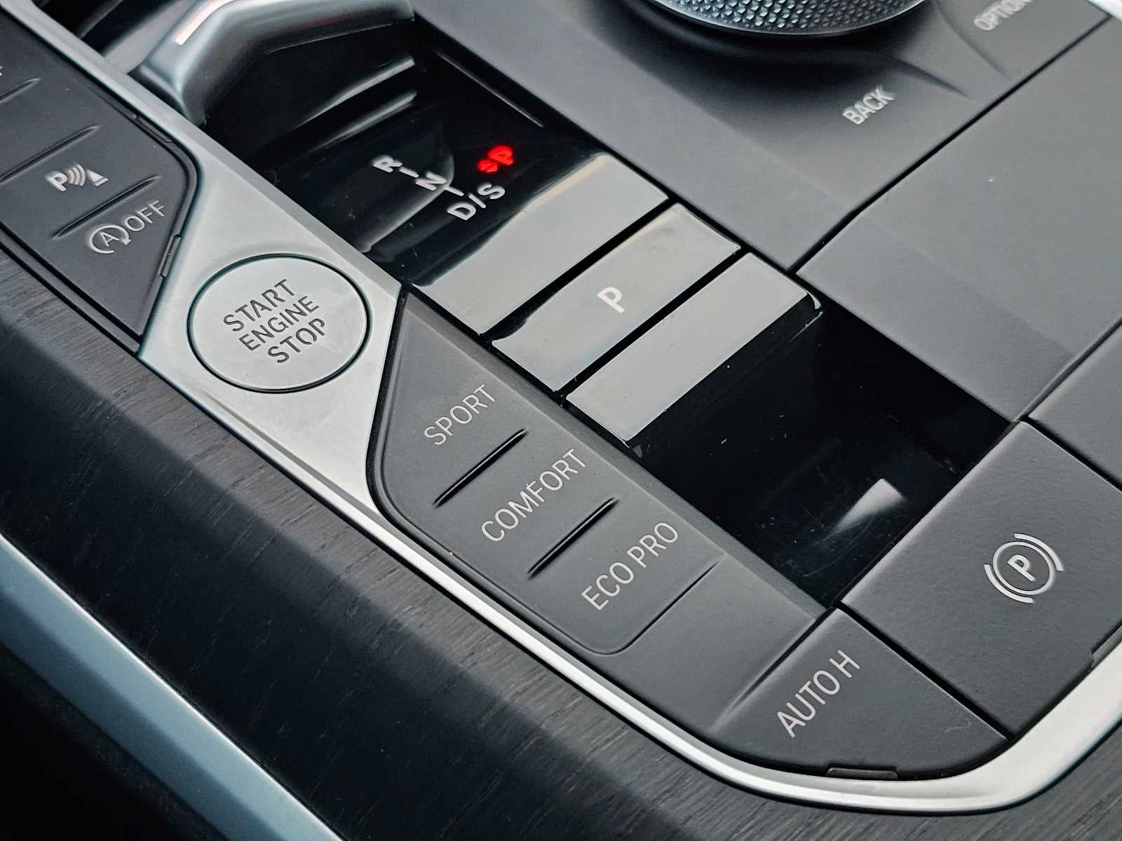 2024 BMW 3 Series 330i xDrive