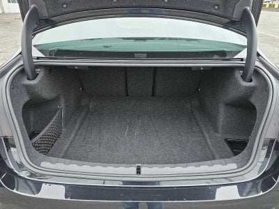 2024 BMW 3 Series 330i xDrive