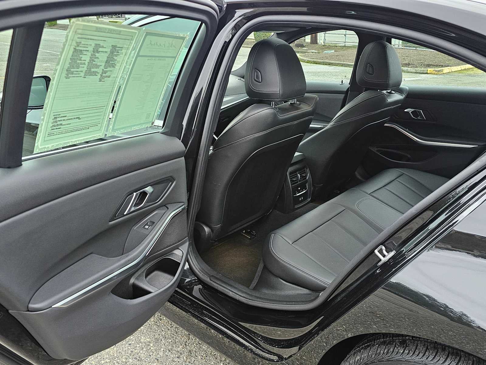 2024 BMW 3 Series 330i xDrive