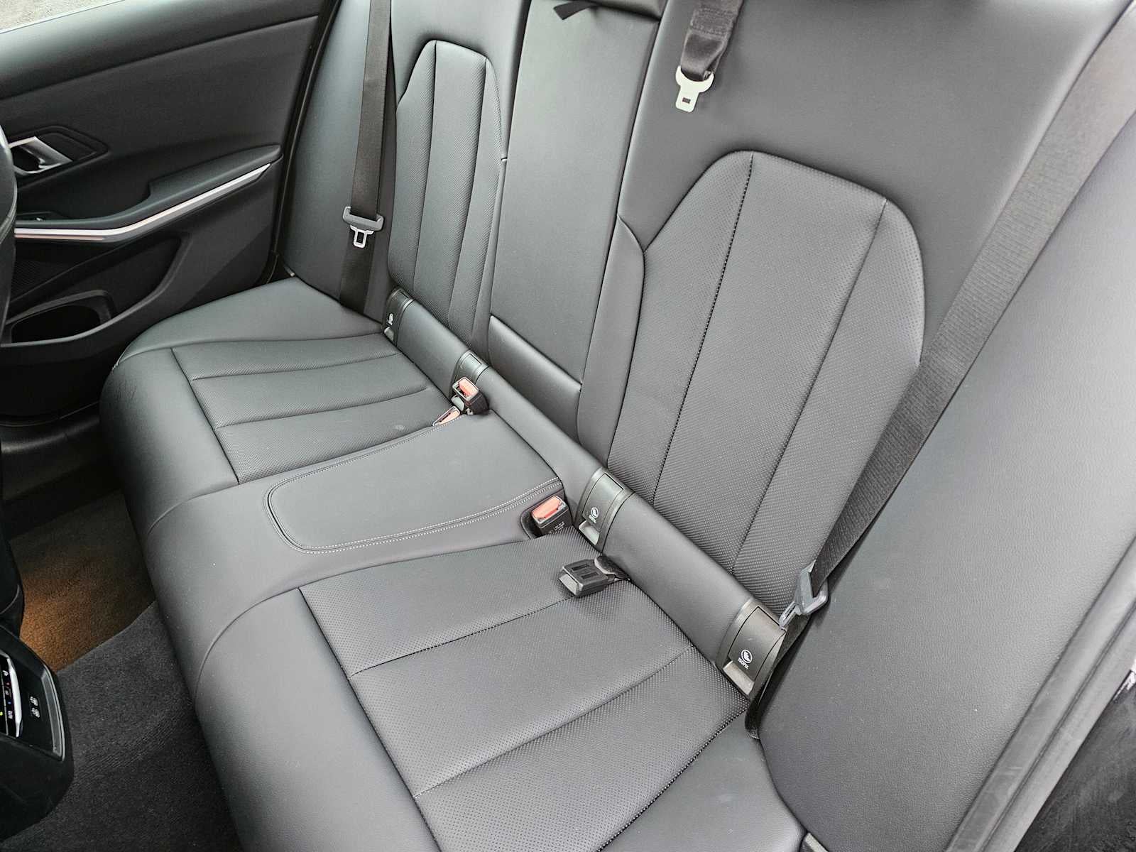 2024 BMW 3 Series 330i xDrive