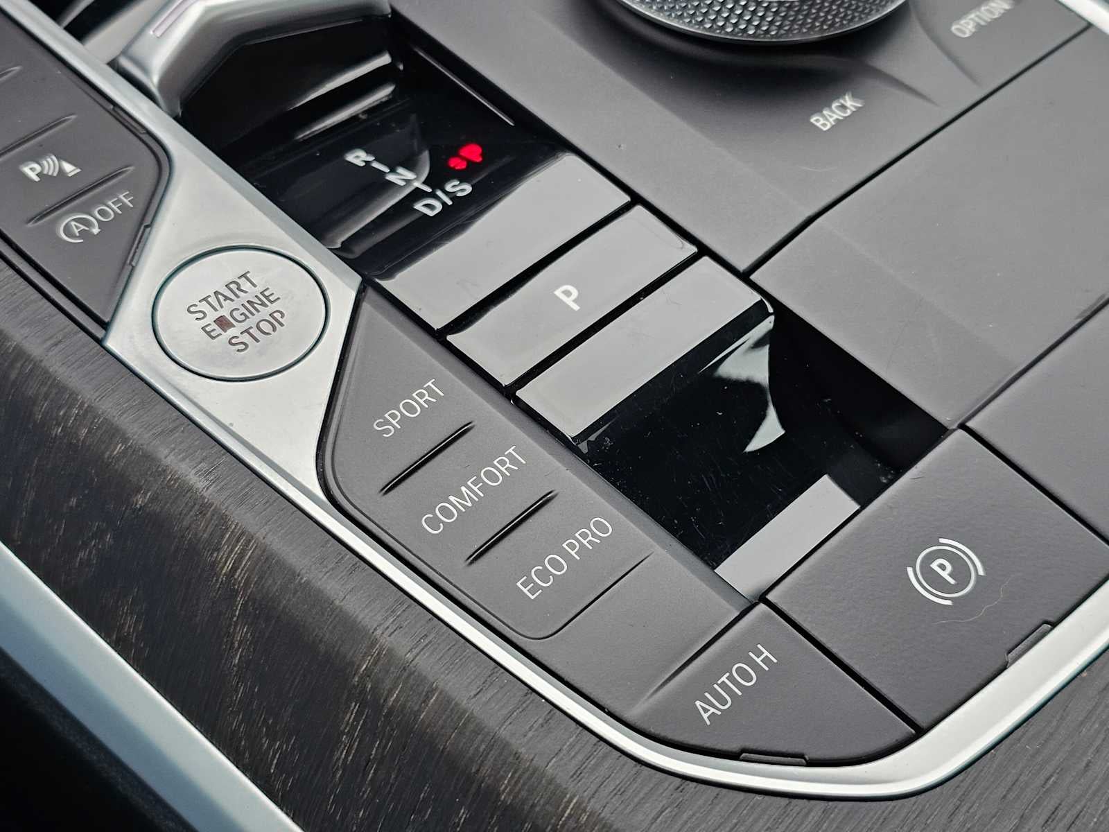 2024 BMW 3 Series 330i xDrive