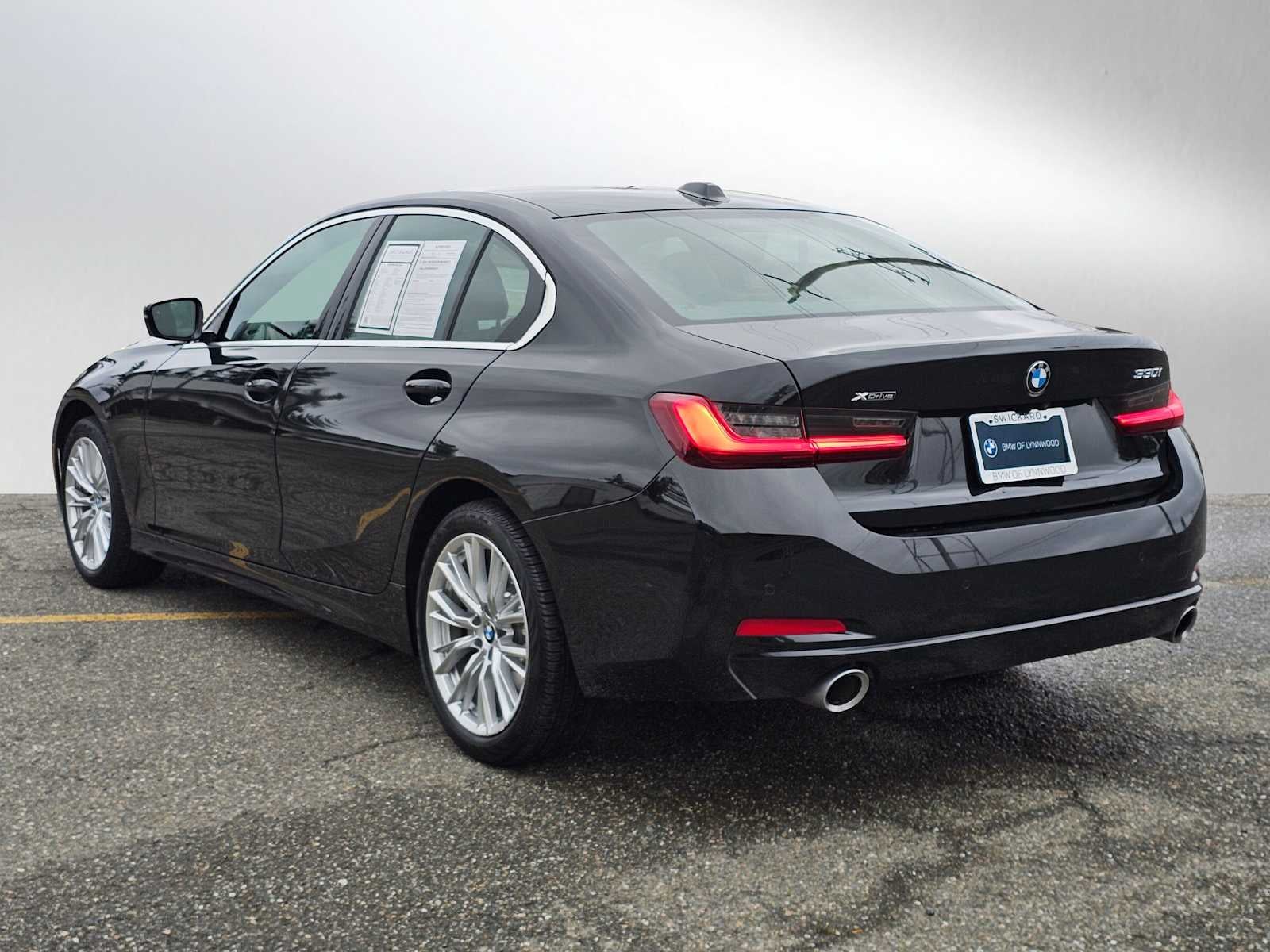 2024 BMW 3 Series 330i xDrive