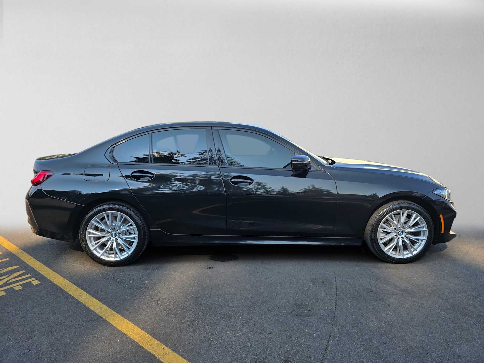 2023 BMW 3 Series 330i xDrive