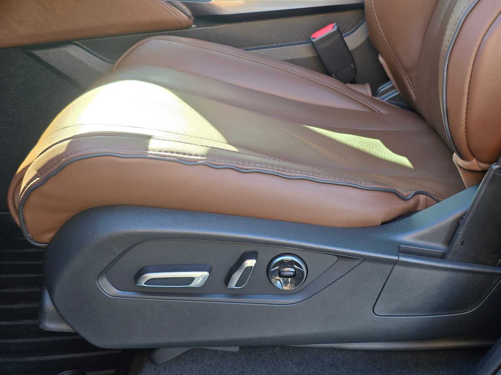 2023 Acura MDX w/Advance Package