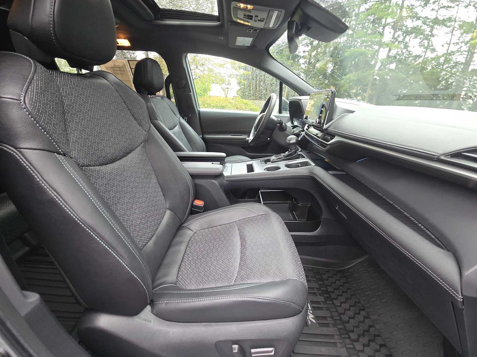 2023 Toyota Sienna XSE 25th Anniversary