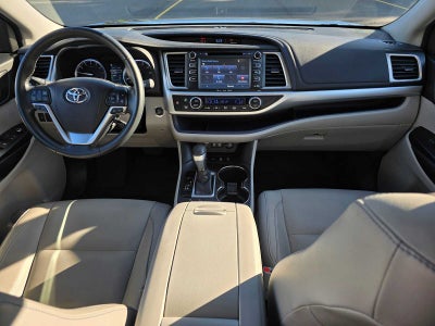 2017 Toyota Highlander XLE