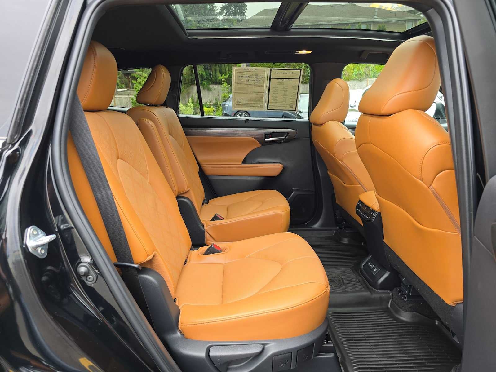 2024 Toyota Highlander Platinum