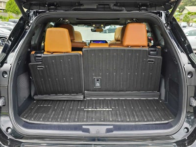 2024 Toyota Highlander Platinum