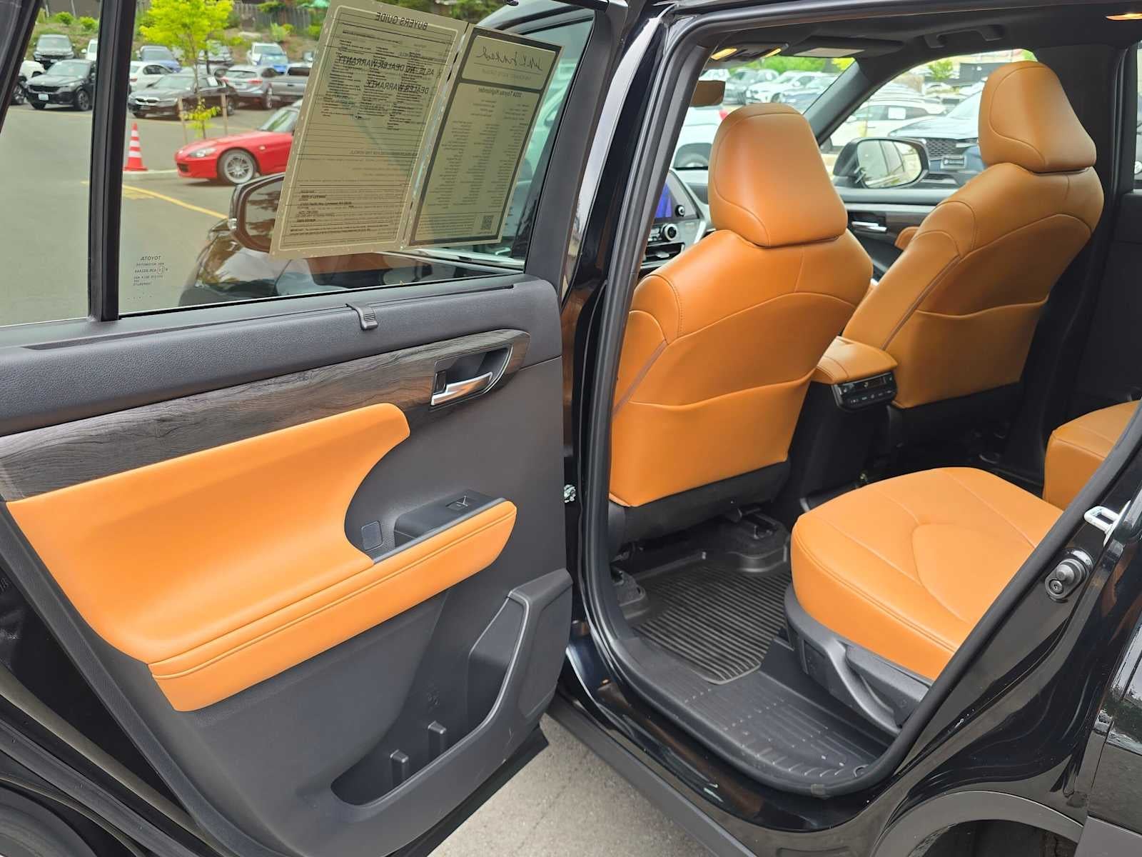 2024 Toyota Highlander Platinum